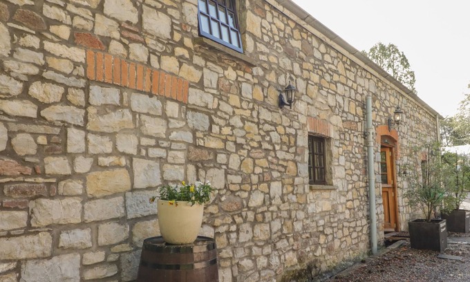 Nantgarw Cottage | THE COTTAGE, family friendly, luxury holiday cottage in Cardiff