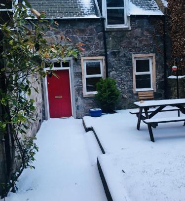 Central Aberdeen House | The Cottage