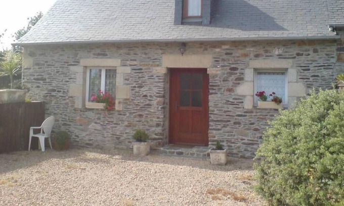 Garlan House | THE COTTAGE GREEN 5 km from Morlaix, 2 bedrooms, 5 people