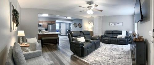 Statesboro House | The Cottage House on the Blue Mile - Family Friendly, Close to GSU!
