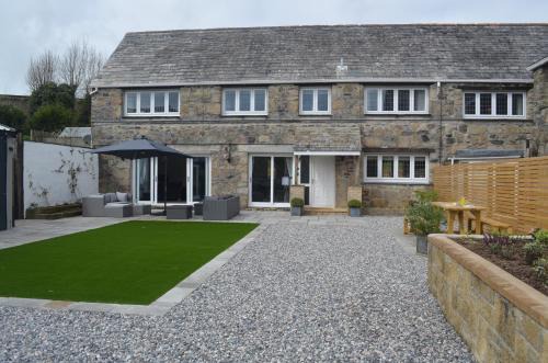 Bodmin House | The Cottage, Treliggon Farm
