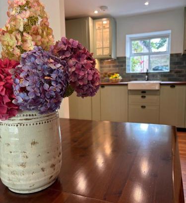 Ballykelly House | The Cottage, Walworth Demesne