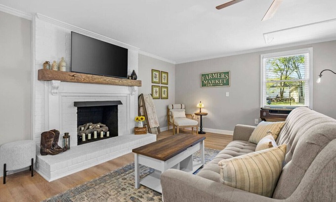 Franklin Condo | The Country Cottage of Franklin, TN