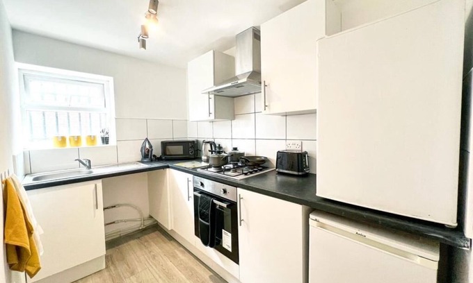 Liverpool Apartment | The County Staycation