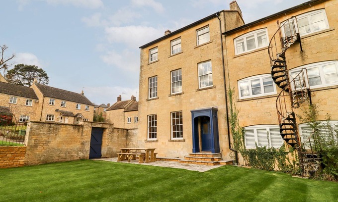 Blockley Cottage | THE COURT HOUSE, pet friendly, character holiday cottage in Blockley