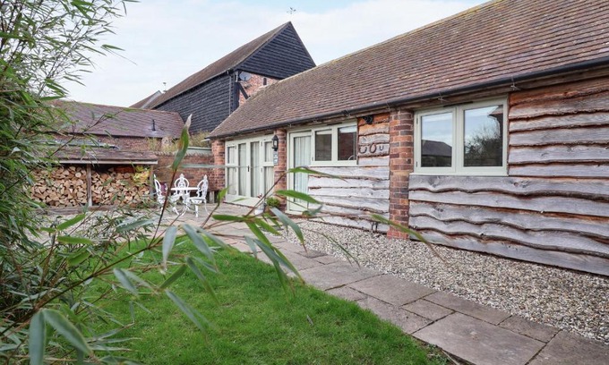 Bridgnorth House | The Cow Shed