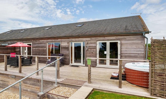 Sherborne House | The Cow Shed