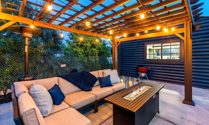 Riverton Cabin | The Cozy Cabin: Riverton Retreat Getaway