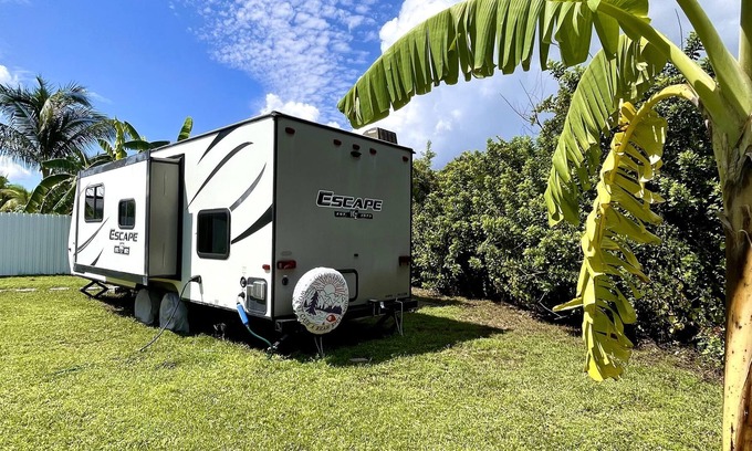 Trafalgar RV Rental | The Cozy Coconut Camper!