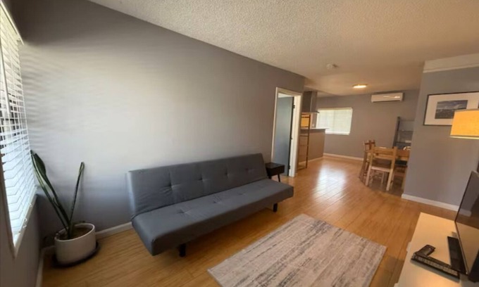 Los Angeles House | The Cozy Corner Casa DTLA