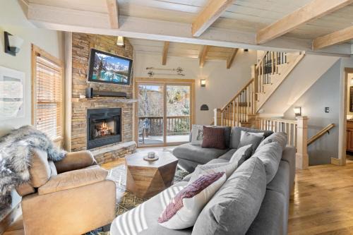 Boone House | The Cozy Cub