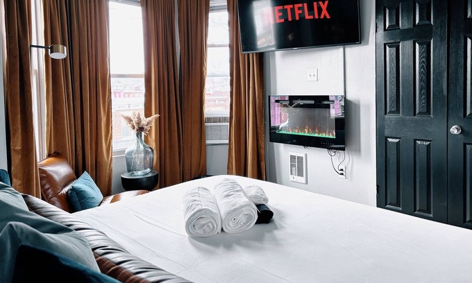 West Philadelphia Apartment | The Cozy Getaway Suite