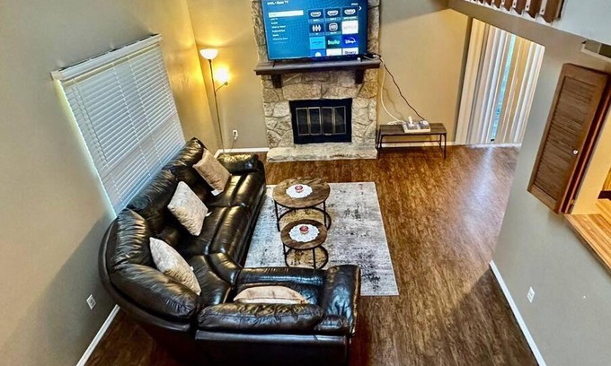 Fairborn Apartment | The Cozy Townhouse WPAFB & WSU
