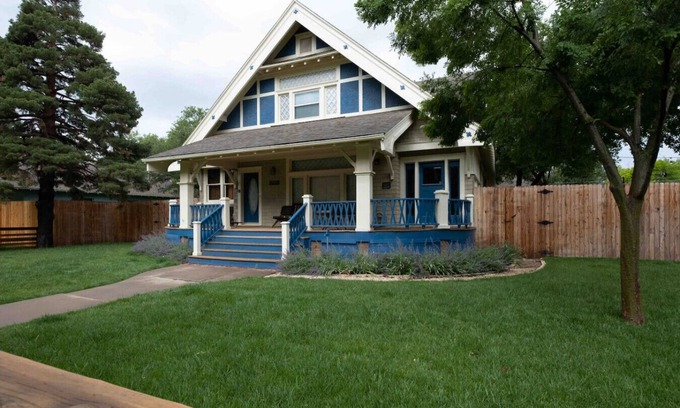 Amarillo House | The Craftsman Retreat