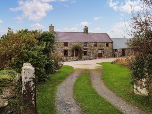Garn Fadryn House | The Crog Loft - Uk45652