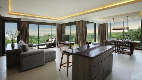 By Pass Ngurah Rai Resort | The Crystal Luxury Bay Resort Nusa Dua