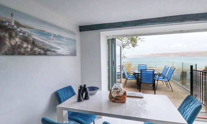 Sennen Cove Cottage | THE CUBBY HOLE, pet friendly, country holiday cottage in Sennen Cove