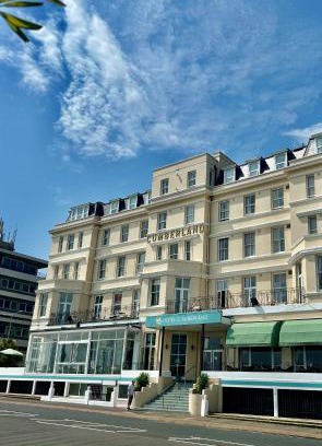Eastbourne City Centre Hotel | The Cumberland Hotel