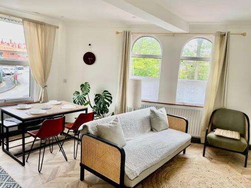 Chesterfield Apartment | The Dance School - 1 and 2 Bedroom Apartments in the Heart of Chesterfield