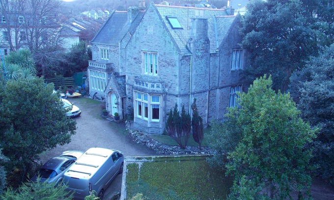 Hele Hotel | The Darnley Hotel