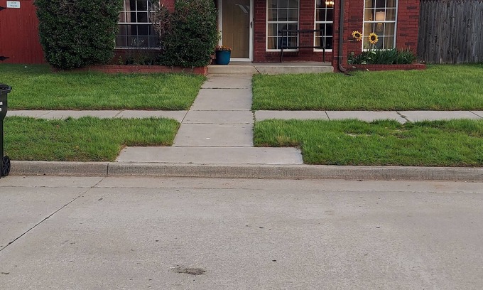 Moore House | The "Delightful Gathering" 3 King beds, kids room, 3 bathrooms, spacious!