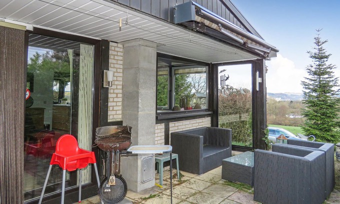 Ferienhausgebiet Hillenseifen House | The detached vacation home with garden and spacious terrace is located in the forest holiday park in