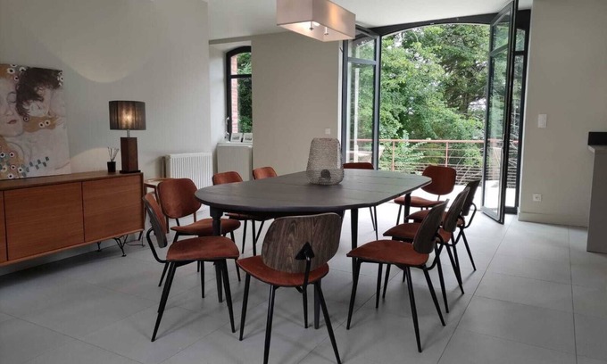 Saint-Sandoux House | The Domaine de Travers, a unique site in a park