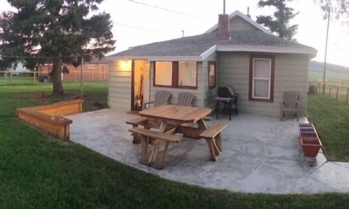 Philipsburg Cottage | The Douglas Creek Cottage, Great Views, Cozy and Comfortable.