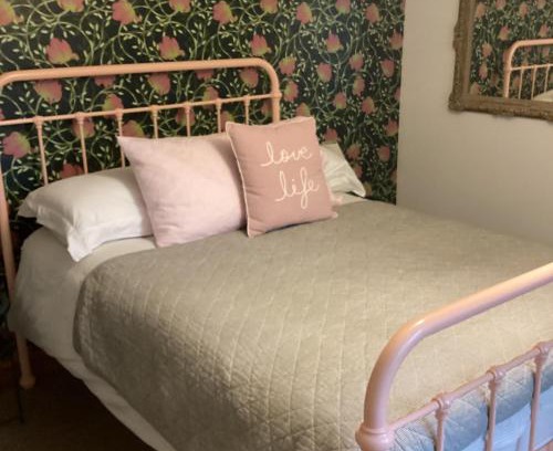 Llanwrtyd Wells Apartment | The Dragon's Nook - cosy self-contained apartment