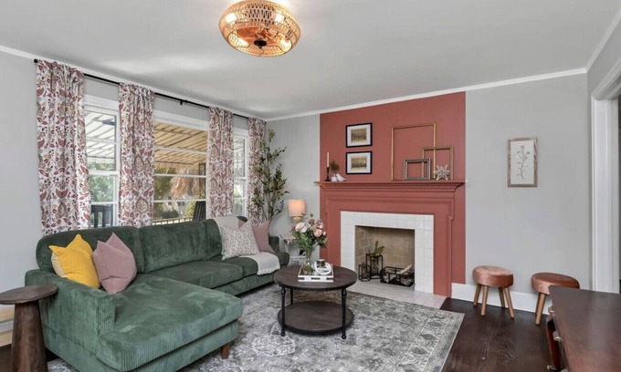 Eau Claire House | The Duke | 3BR 1 BA | Pet Friendly!