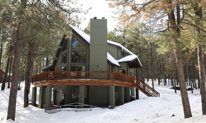 Heber Cabin | The Duke Cabin - A FOREST LAKES Cabin in the Woods!