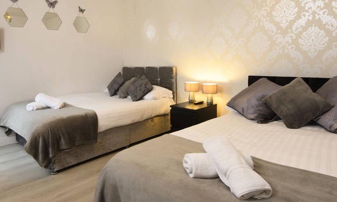 Kirkdale Apartment | The Eaton, Barall Court