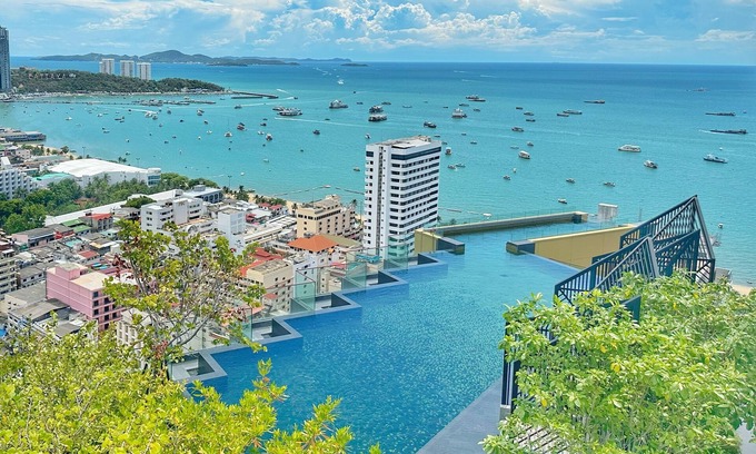 Pattaya Bay Apartment | The Edge central pattaya