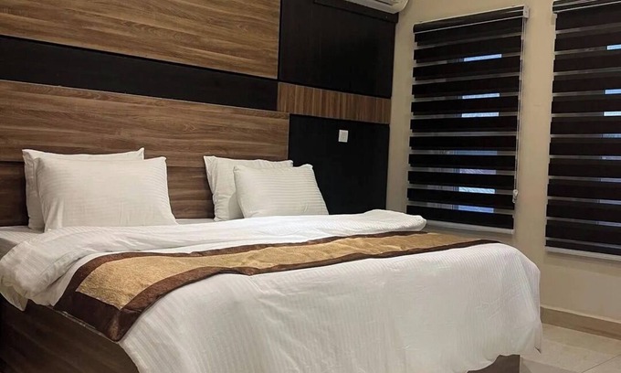Abuja Hotel | The Edge Hotel and Suites