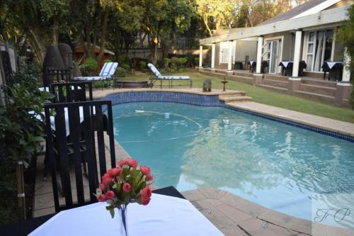 Waterkloof Glen House | The Elephant Room at Frederick's Place
