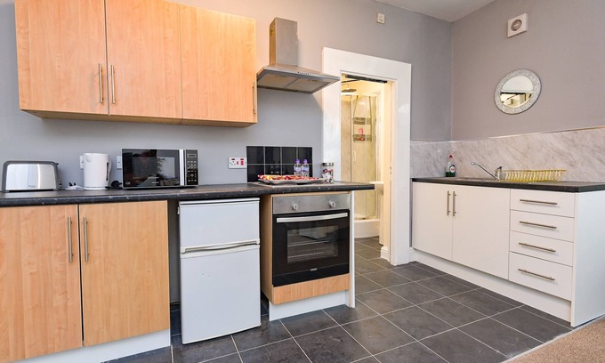 Huddersfield Apartment | The Elm Wood Apartments