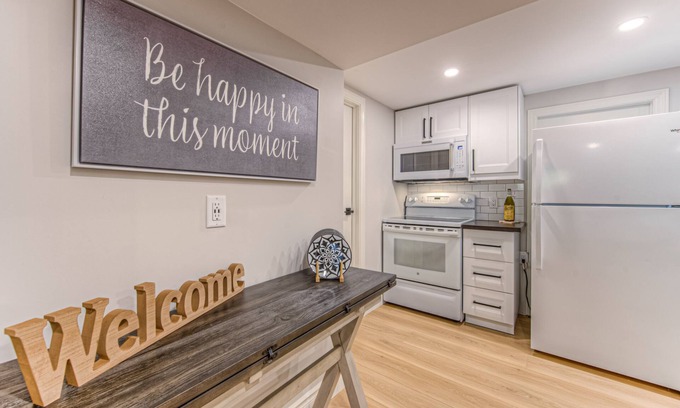 Elora House | The Elora Place Guest Suite-one block from Elora's vibrant downtown core!