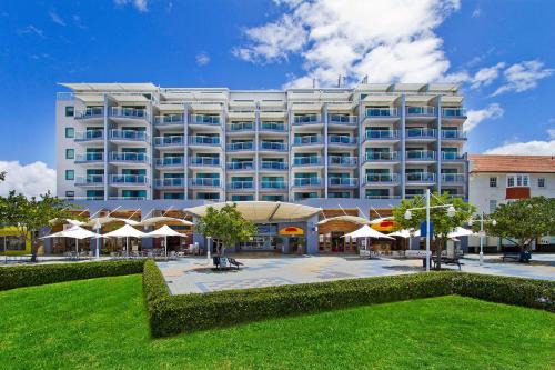 The Entrance Apartment | The Entrance Waterfront Resort, Unit 614