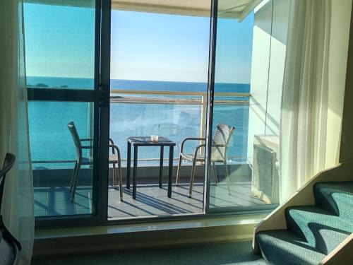 The Entrance Apartment | The Entrance Waterfront Resort, Unit 606