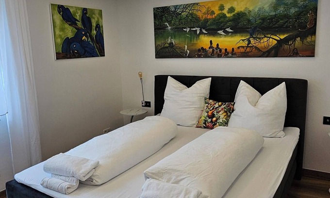 Stuttgart Apartment | The Exotic Tropical Palace - ComfyHome Apartments Stuttgart