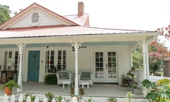 Fairhope Condo | The Fairhope Bay Room