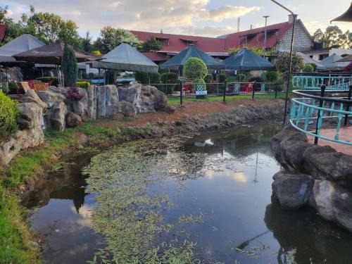 Nyahururu Bed & Breakfast | The falls hippo point