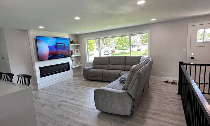 Idaho Falls House | The Falls
