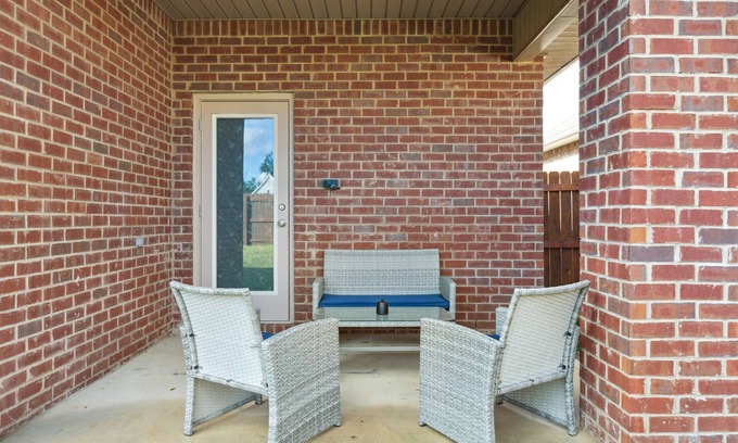 Milton House | » The Family Landing - Pet and Family Friendly «