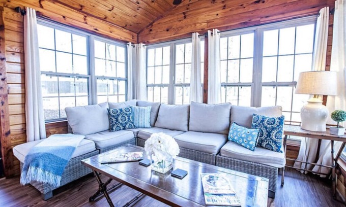 Smithville Cabin | THE FARMHOUSE CABIN