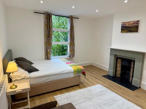 East Finchley Apartment | The Finchley Grand Flat II