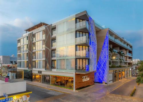 Centro Hotel | The Fives Downtown Hotel & Residences, Curio Collection by Hilton