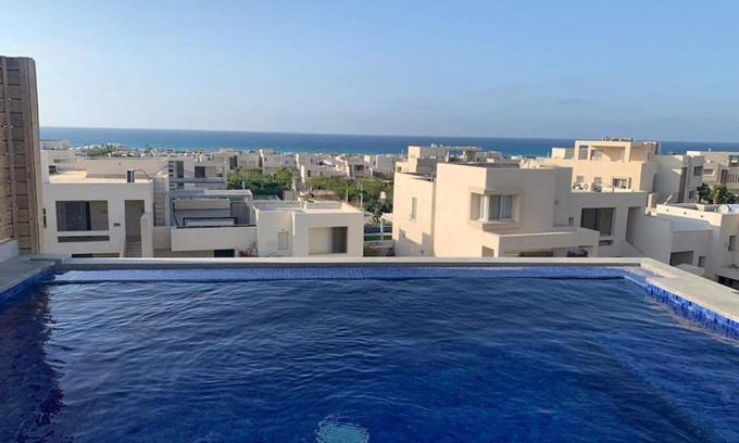 Al Alamayn Apartment | The Flamingo - Sea view penthouse with plunge pool