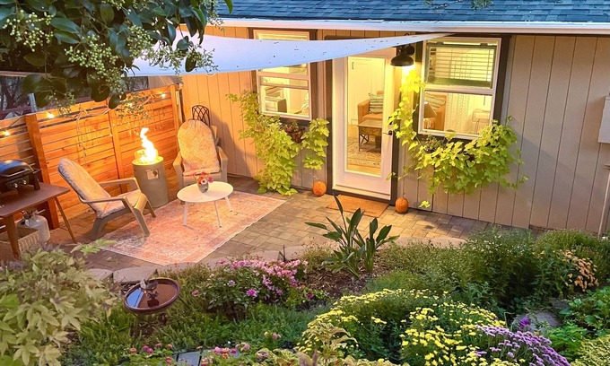 Auburn Cottage | The Flower Bed studio cottage-your private garden paradise