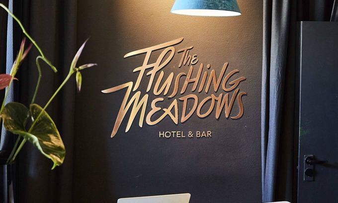 Glockenbach Hotel | The Flushing Meadows Hotel & Bar